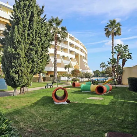 Confortavel T2 Meia Apartment *